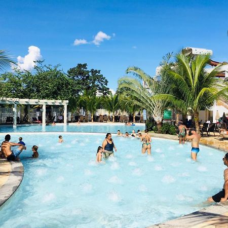 Lacqua Di Roma Com Piscina De Ondas Jr Caldas Novas Exteriör bild